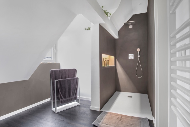 Bad mit bodengleicher Dusche